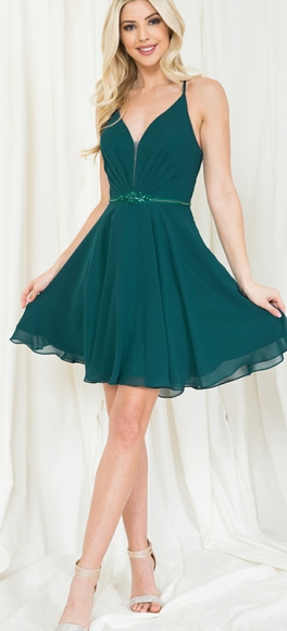 COPY - Emerald green or burgundy  short formal dress homecoming graduation part… - Picture 1 of 6